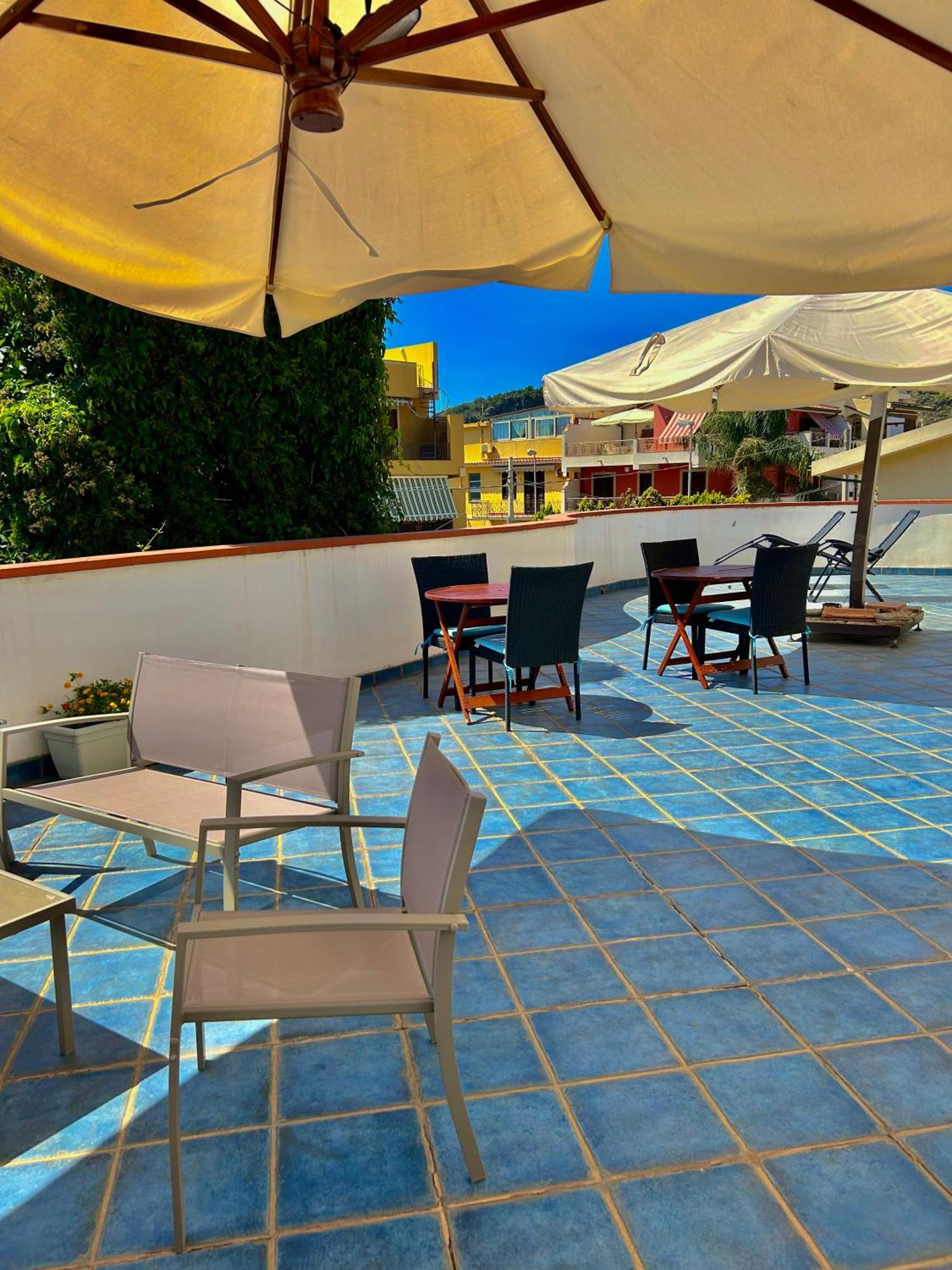 B&B Villa Rodriguez Милаццо Экстерьер фото